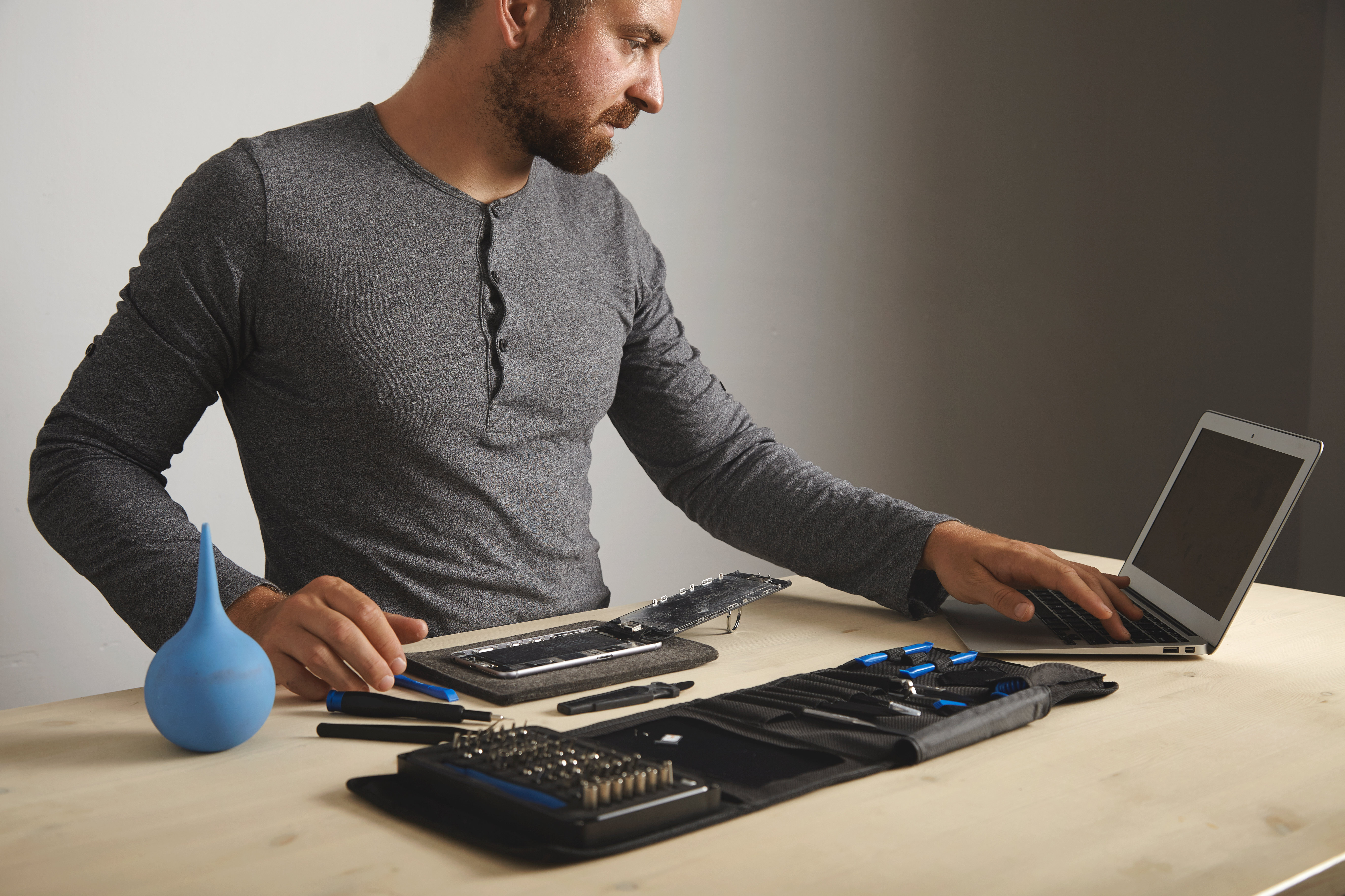 HP Laptop Repair Service in Noida Sector-62